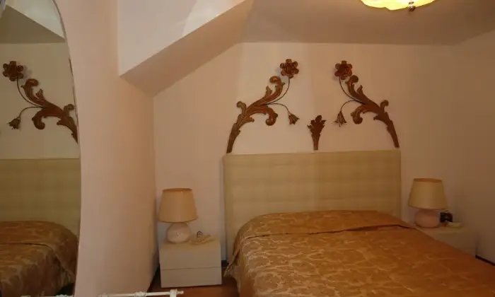 Rexer-Lignano-Sabbiadoro-Villa-Adria-CAMERA-DA-LETTO