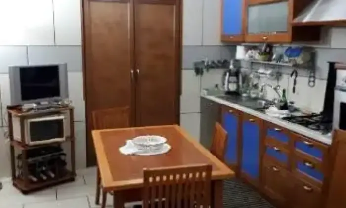 Rexer-San-Giorgio-a-Cremano-Trilocale-in-affitto-in-via-Alcide-De-Gasperi-San-Giorgio-a-Cremano-CUCINA