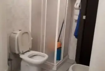 Rexer-San-Giorgio-a-Cremano-Trilocale-in-affitto-in-via-Alcide-De-Gasperi-San-Giorgio-a-Cremano-BAGNO