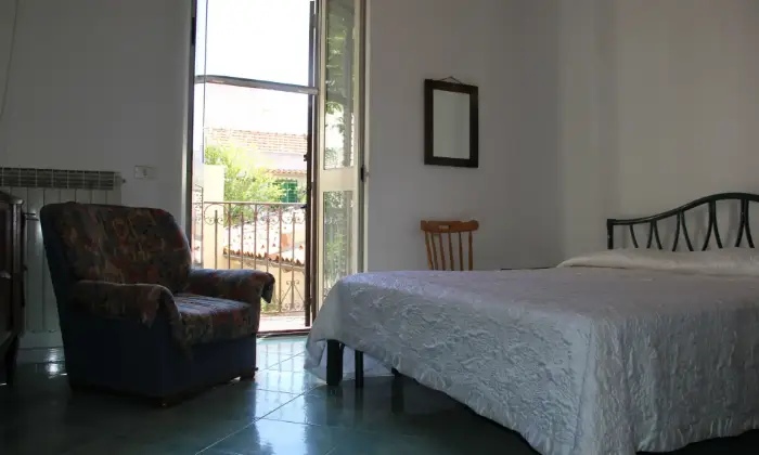 Rexer-Messina-Casa-in-villa-vicino-al-mare-e-Universit-Papardo-CAMERA-DA-LETTO