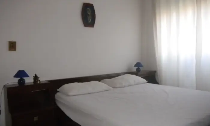Rexer-Vasto-VASTO-MARINA-CENTRO-vicino-Istituto-San-Francesco-CAMERA-DA-LETTO