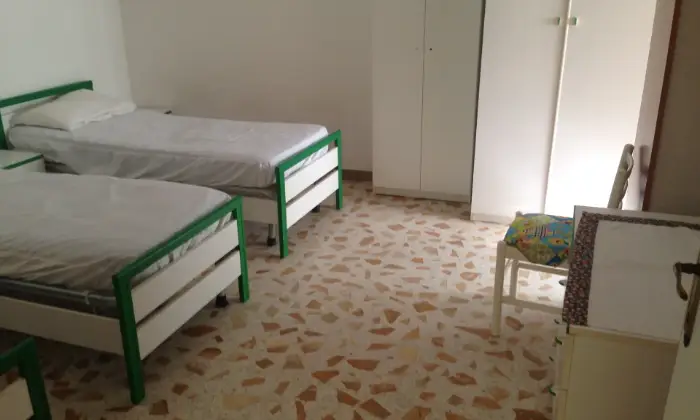 Rexer-Vasto-VASTO-MARINA-CENTRO-vicino-Istituto-San-Francesco-CAMERA-DA-LETTO