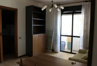 Rexer-Catanzaro-Affittasi-appartamento-arredato-SALONE
