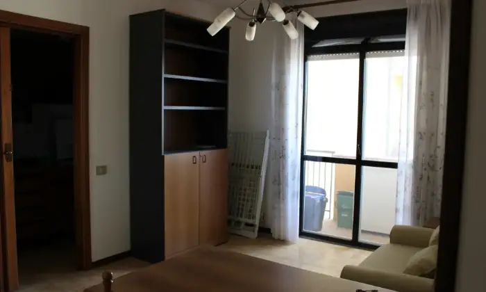 Rexer-Catanzaro-Affittasi-appartamento-arredato-SALONE