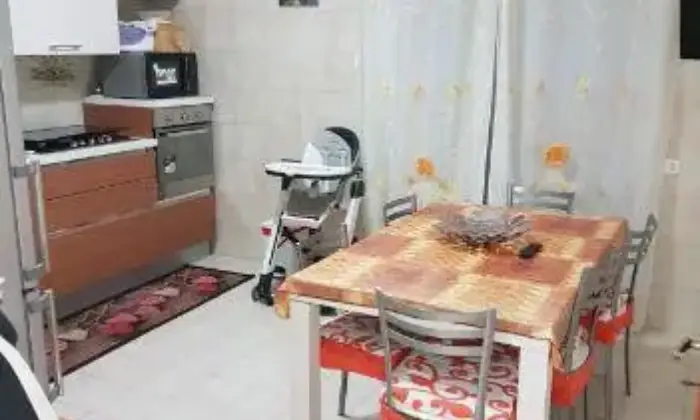 Rexer-Napoli-Appartamento-in-contesto-privato-CUCINA