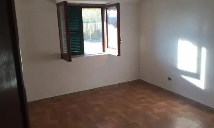Rexer-Giugliano-in-Campania-Appartamento-in-via-Domitiana-ALTRO