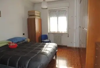 Rexer-Perugia-Trilocale-via-Mario-Angeloni-Perugia-CAMERA-DA-LETTO