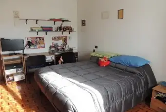 Rexer-Perugia-Trilocale-via-Mario-Angeloni-Perugia-CAMERA-DA-LETTO