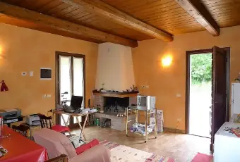 Rexer-Spoleto-Appartamento-in-zona-residenziale-a-Spoleto-SALONE