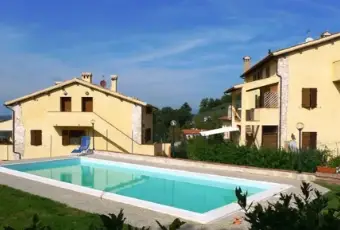 Rexer-Spoleto-Appartamento-in-zona-residenziale-a-Spoleto-SALONE