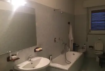 Rexer-Palermo-Affitto-immobile-arredato-in-contesto-signorile-BAGNO