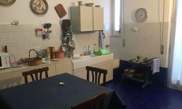 Rexer-Palermo-Affitto-immobile-arredato-in-contesto-signorile-CUCINA