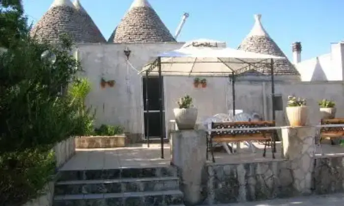 Rexer-Martina-Franca-Affittasi-Trulli-in-Valle-dItria-CUCINA