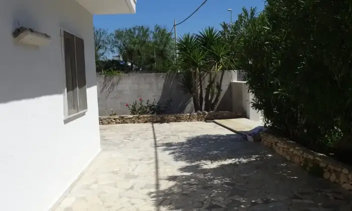 Rexer-porto-cesareo-VILLA-MAGGIO-a-mt-dalle-spiagge-cristalline-SALONE