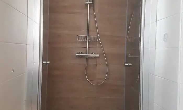 Rexer-Brindisi-BILOCALE-zona-Casale-Base-ONU-BAGNO