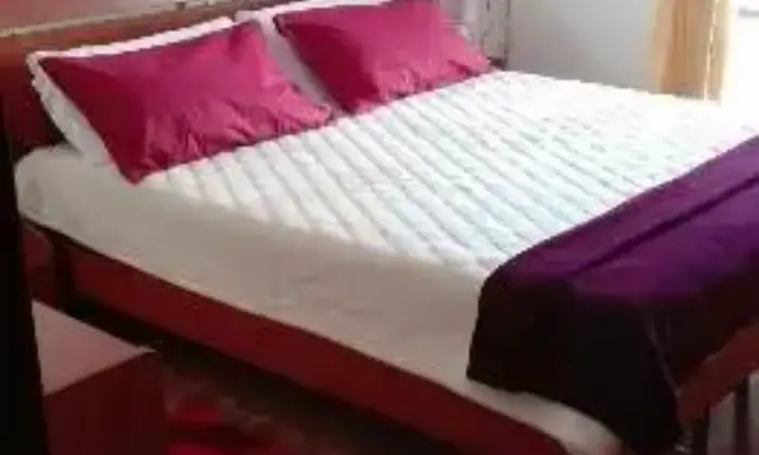Rexer-Brindisi-BILOCALE-zona-Casale-Base-ONU-CAMERA-DA-LETTO