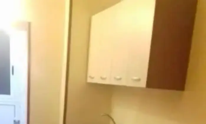 Rexer-Taranto-Affitto-di-bilocale-in-via-Anfiteatro-CUCINA