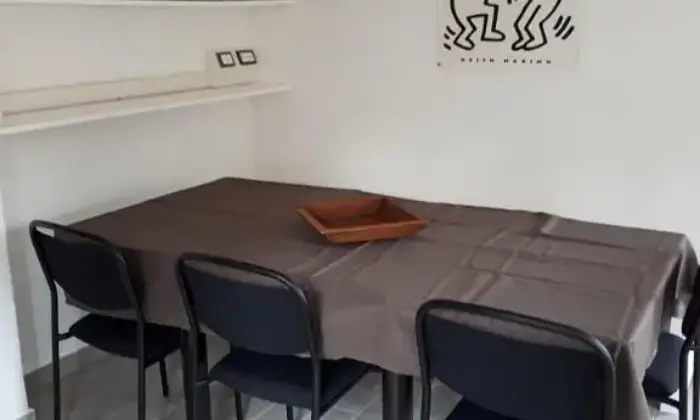 Rexer-Urbino-Centro-Storico-Urbino-appartamento-posti-letto-SALONE