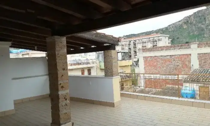 Rexer-Bagheria-Bivani-con-grande-terrazzo-ALTRO