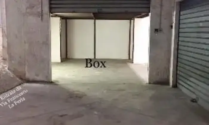 Rexer-Palermo-Magazzino-box-auto-grande-via-Diaz-palermo-GARAGE