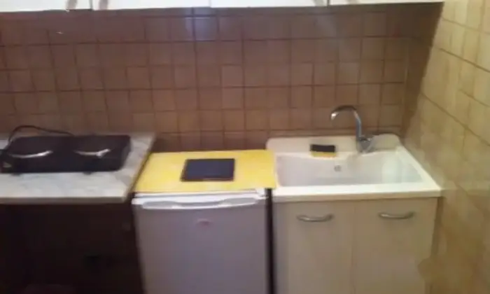 Rexer-Palermo-Appartamento-in-affitto-Via-spina-santa-Palermo-CUCINA