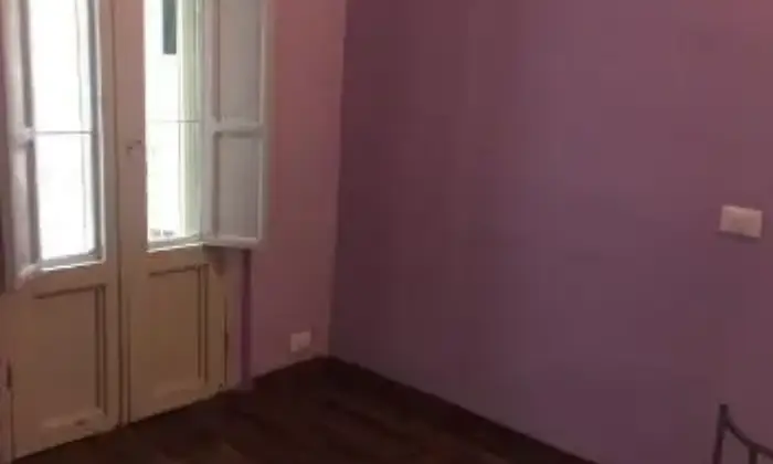 Rexer-Ragusa-Affitto-di-appartamento-su-due-piani-in-via-Grotta-DAcqua-CAMERA-DA-LETTO