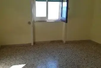 Rexer-Augusta-Luminoso-Appartamento-in-Centro-ALTRO