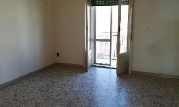 Rexer-Augusta-Luminoso-Appartamento-in-Centro-ALTRO