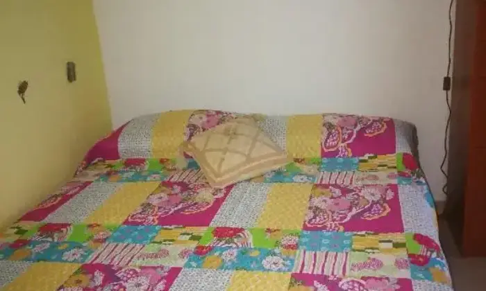 Rexer-Castellabate-Stanza-posto-letto-matrimoniale-con-bagno-tv-WI-fi-e-posto-CAMERA-DA-LETTO
