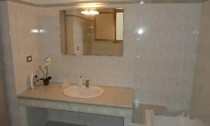 Rexer-Catania-Appartamento-vani-mq-usoufficio-BAGNO