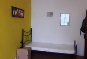 Rexer-Roma-APPARTAMENTO-CON-DUE-AMPIE-STANZE-SINGOLE-CAMERA-DA-LETTO
