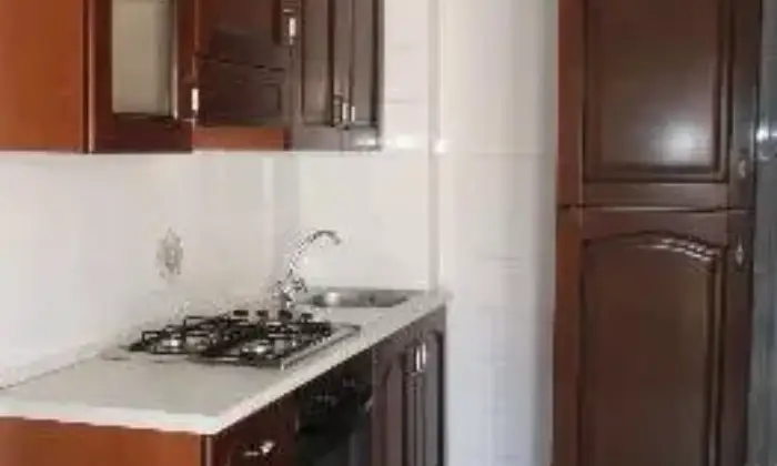 Rexer-Messina-Appartamentoterrazz-solo-studentisse-CUCINA