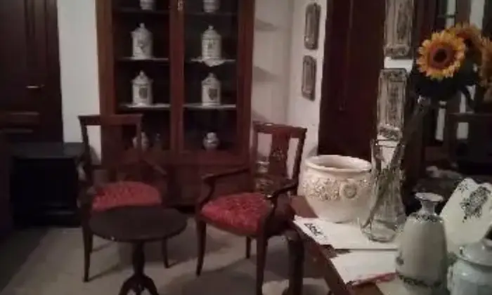 Rexer-Castellana-Sicula-Appartamento-arredato-SALONE