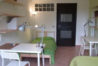 Rexer-Roma-Stanza-doppia-per-studenti-e-giovani-professionisti-CAMERA-DA-LETTO