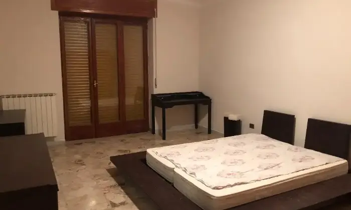 Rexer-Foggia-posti-letto-CAMERA-DA-LETTO