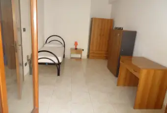 Rexer-Reggio-di-Calabria-AFFITTASI-APPARTAMENTO-A-STUDENTI-CAMERA-DA-LETTO