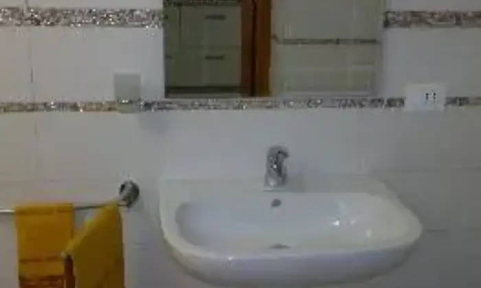 Rexer-Trapani-Trilocale-con-soppalco-totalmente-ristrutturato-BAGNO