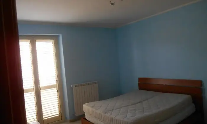 Rexer-Palmi-Appartamento-arredato-piazzale-piave-a-Palmi-CAMERA-DA-LETTO
