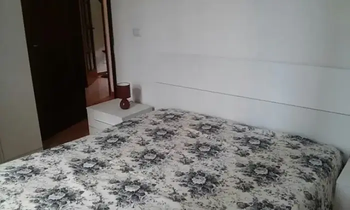 Rexer-Terranova-di-Pollino-Terranova-di-Pollino-uso-transitorio-vani-arredato-CAMERA-DA-LETTO