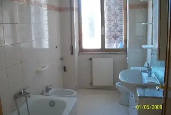 Rexer-Roma-BILOCALE-AMMOBILIATO-BAGNO