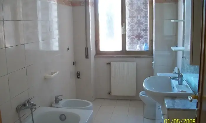Rexer-Roma-BILOCALE-AMMOBILIATO-BAGNO
