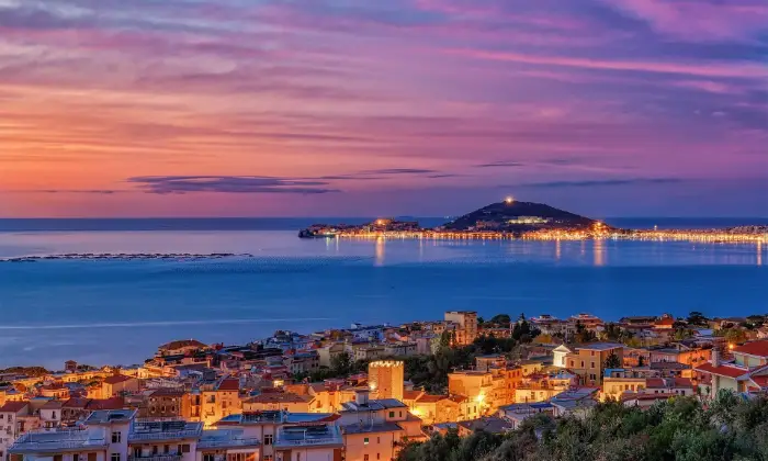 Rexer-FORMIA-RISTORANTE-in-fitto-SALONE