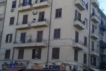Rexer-Palermo-APPARTAMENTO-STANZE-PALERMO-VIA-N-PALMERI-ALTRO
