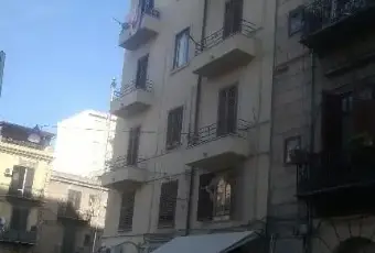 Rexer-Palermo-APPARTAMENTO-STANZE-PALERMO-VIA-N-PALMERI-ALTRO