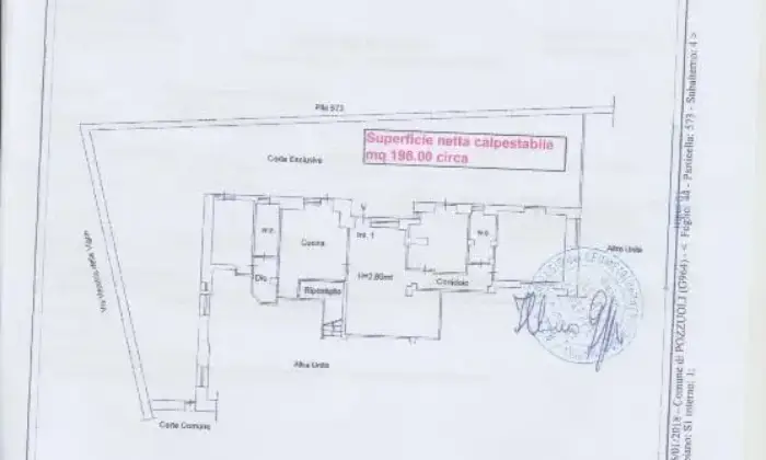 Rexer-Pozzuoli-APPARTAMENTO-IN-VILLA-SALONE