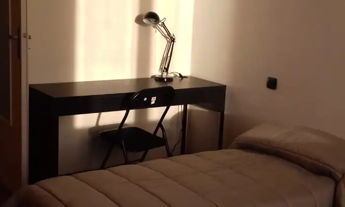 Rexer-Torino-X-STUDENTI-ALLOGGIO-CAM-AMPIO-SALOTTO-CUCINA-DOPPI-SER-CAMERA-DA-LETTO