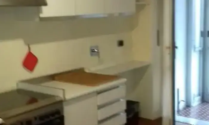 Rexer-Torino-X-STUDENTI-ALLOGGIO-CAM-AMPIO-SALOTTO-CUCINA-DOPPI-SER-CUCINA
