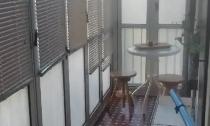 Rexer-Torino-X-STUDENTI-ALLOGGIO-CAM-AMPIO-SALOTTO-CUCINA-DOPPI-SER-TERRAZZO