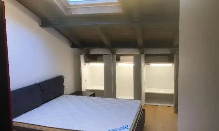 Rexer-LAquila-SPLENDIDO-ATTICO-CON-TERRAZZA-ESCLUSIVA-IN-PIAZZA-DUOMO-CAMERA-DA-LETTO