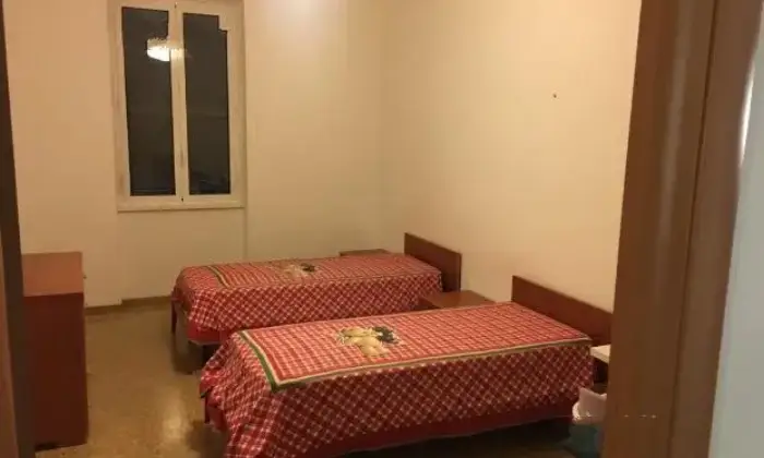 Rexer-Roma-Appartamento-MONTE-VERDE-NUOVOangolo-Via-Jenner-CAMERA-DA-LETTO